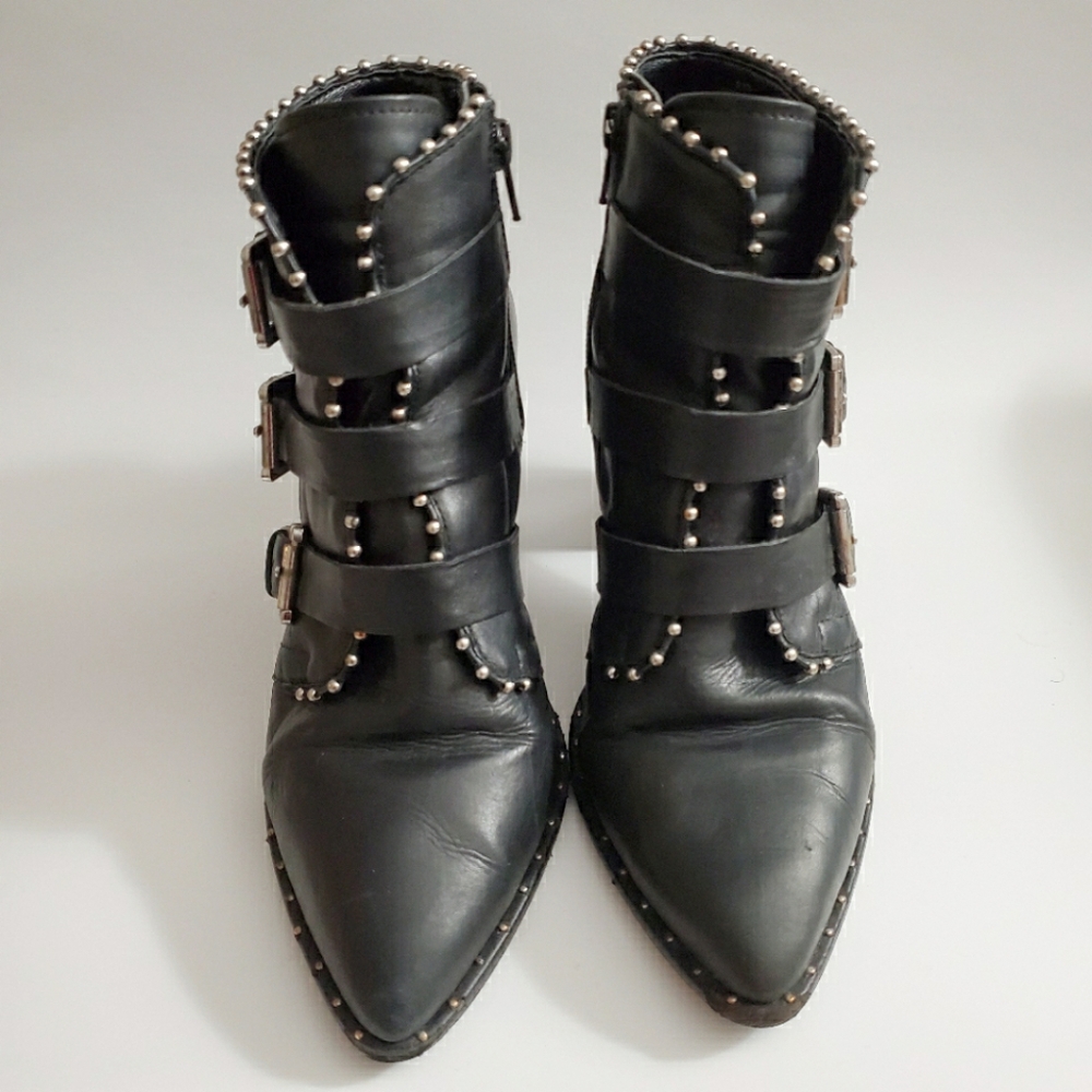 Steve Madden beaded boots size 8